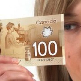 В Канаде появились пластмассовые деньги., сайт: http://ds-lukomore19.ru/