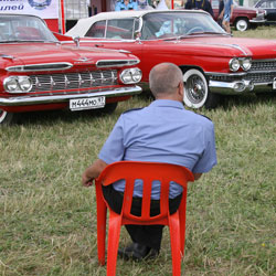 Есть ли отдельная категория садиков на поддержанные вещи?., сайт: http://ds-lukomore19.ru/